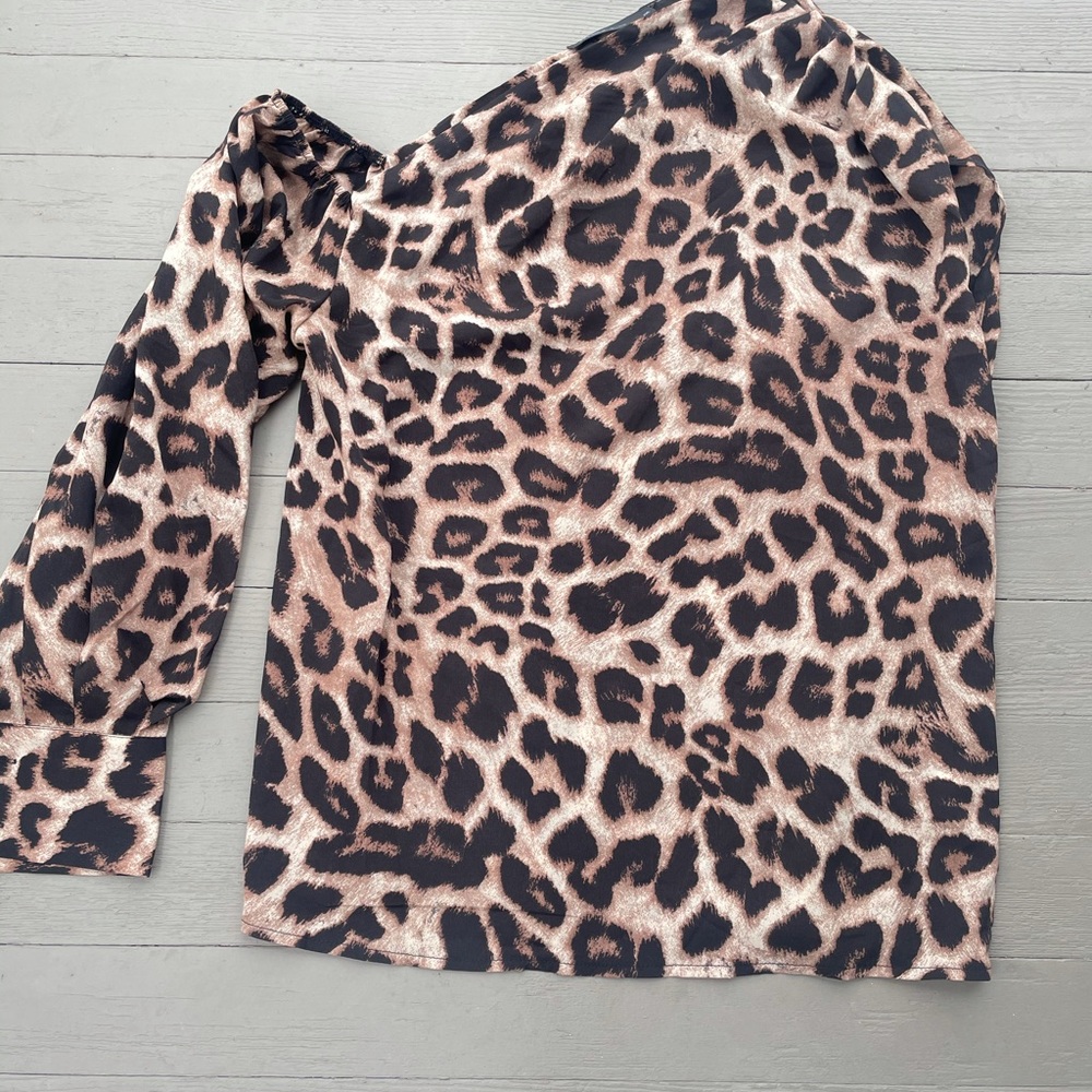 Celmia New  Cold Shoulder Leopard Print Top size 2XL